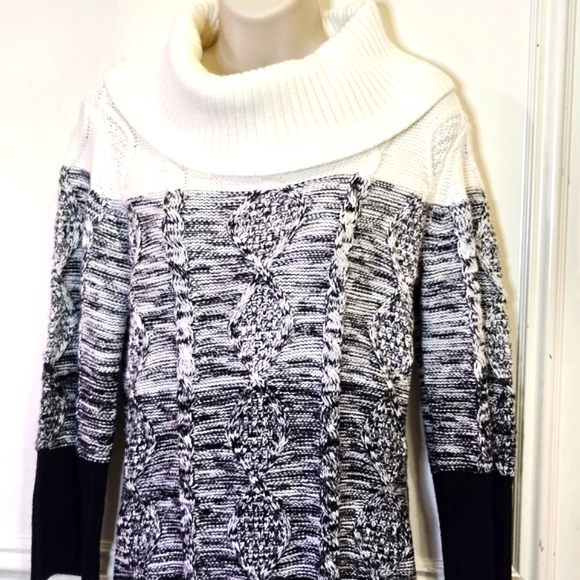 Studio One New York Black & White Cowl Neck Cable Knit Sweater Dress, Medium - Picture 6 of 16